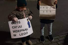 strajk kobiet dzieci