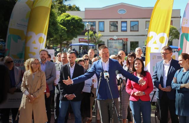 Hołownia jaka partia? Poznaj polityczne tło Szymona Hołowni Hołownia jaka partia? Poznaj polityczne tło Szymona Hołowni