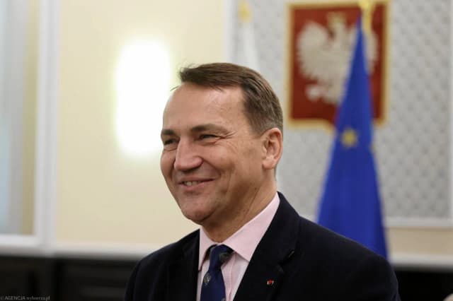 Radosław Sikorski ile ma lat? Zaskakująca odpowiedź na dziś Radosław Sikorski ile ma lat? Zaskakująca odpowiedź na dziś