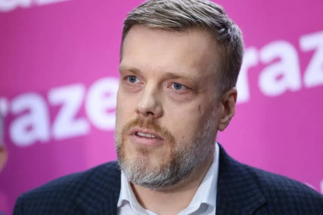 Czy partia Razem jest w koalicji? Ostatnie zmiany i decyzje Czy partia Razem jest w koalicji? Ostatnie zmiany i decyzje