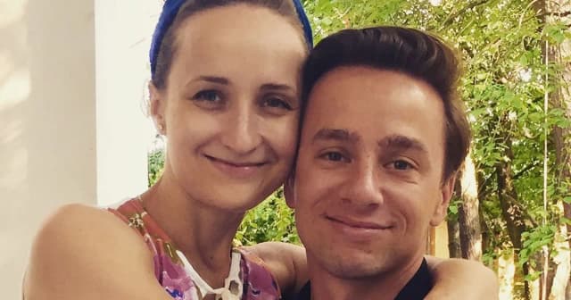 Czy Bosak ma żonę? Odkryj prawdę o życiu prywatnym Krzysztofa Bosaka Czy Bosak ma żonę? Odkryj prawdę o życiu prywatnym Krzysztofa Bosaka