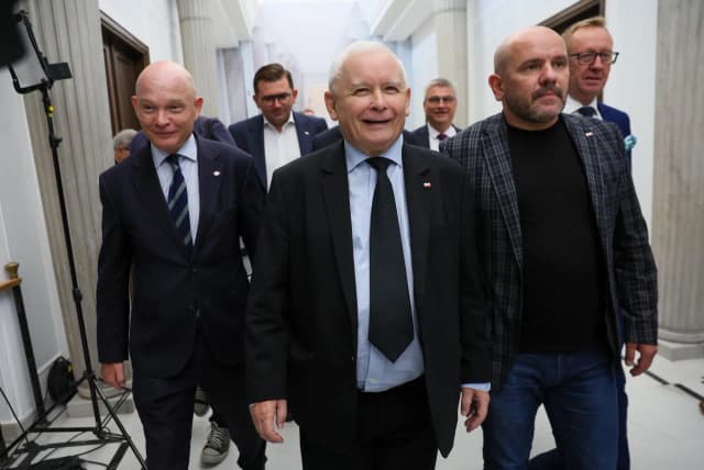 Kiedy PiS się rozpadnie? Kluczowe czynniki i przewidywania dotyczące przyszłości partii Kiedy PiS się rozpadnie? Kluczowe czynniki i przewidywania dotyczące przyszłości partii