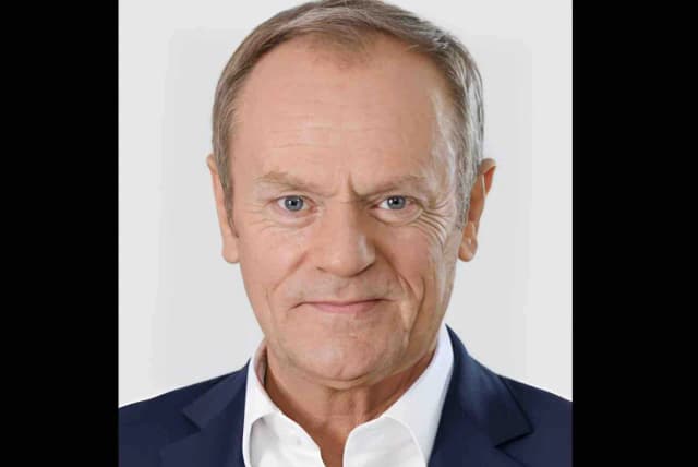 Ile języków zna Tusk? Zaskakujące fakty o jego umiejętnościach językowych Ile języków zna Tusk? Zaskakujące fakty o jego umiejętnościach językowych