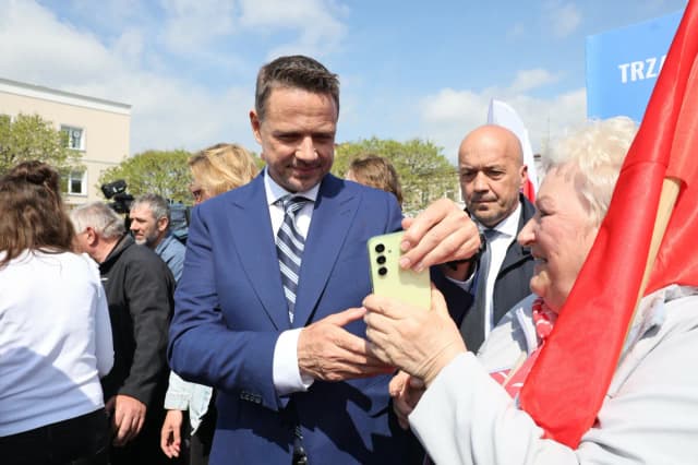 Kiedy urodził się Trzaskowski? Odkryj ciekawostki o polityku Kiedy urodził się Trzaskowski? Odkryj ciekawostki o polityku