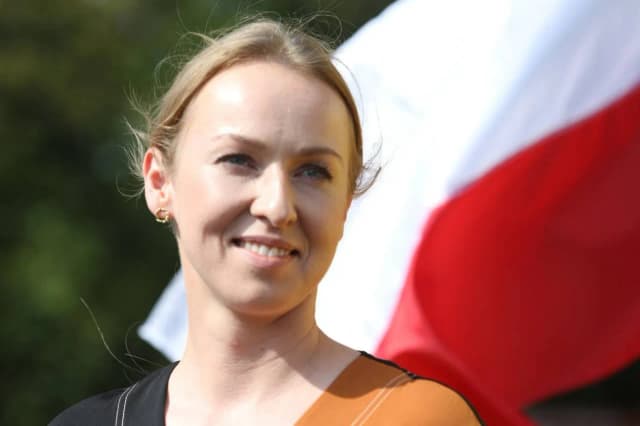 Urszula Brzezińska-Hołownia ile lat ma naprawdę? Zaskakujące fakty! Urszula Brzezińska-Hołownia ile lat ma naprawdę? Zaskakujące fakty!